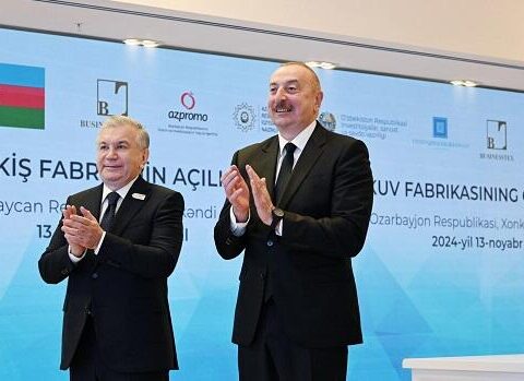 Mirziyoyev İlham Əliyevi təbrik etdi