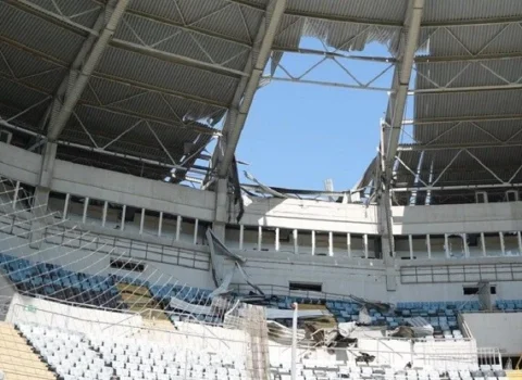 Rus ordusu bu dəfə stadionu vurdu – Foto