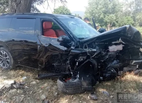 “Rənc Rover” ağır qəzaya uğradı: ölənlər var