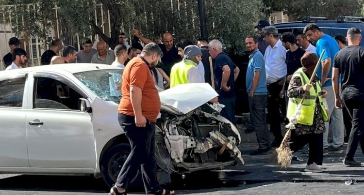 Bakıda qəza oldu, qadın sürücü… – FOTOLAR