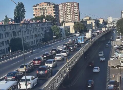 Paytaxtın hansı küçələrində sıxlıq müşahidə olunur? – SİHAYI