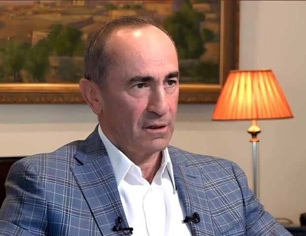 Köçəryan təcili xəstəxanaya yerləşdirildi