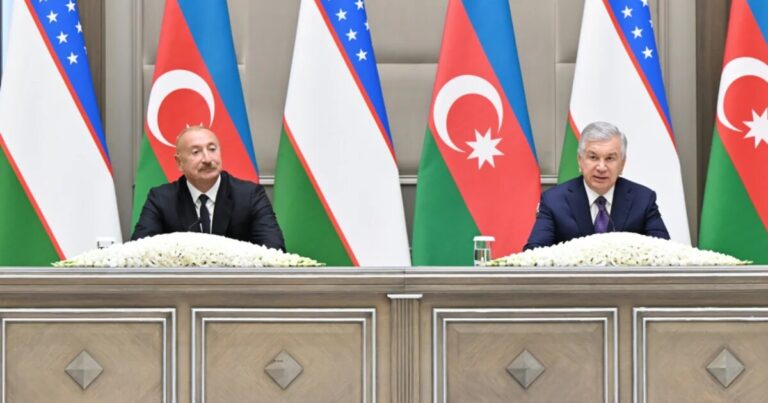 Prezidentlər mətbuata bəyanatlarla çıxış etdilər – FOTO