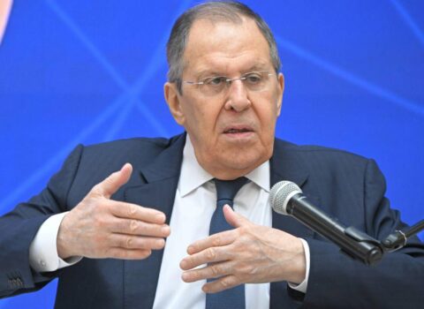 Lavrov bu ölkəni hədələdi