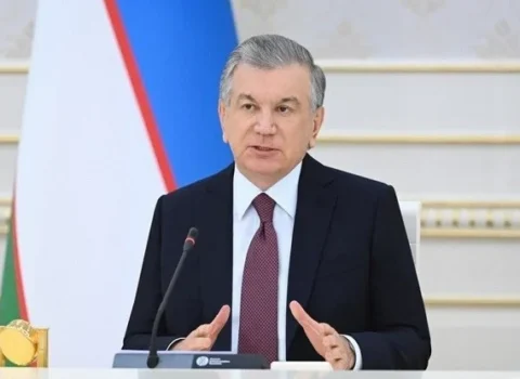 Şövkət Mirziyayev Mehriban Əliyevanı təbrik etdi