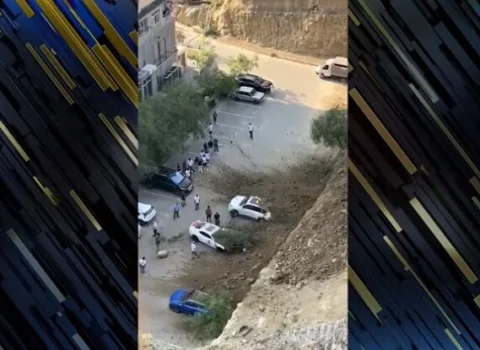 Bakıda dəhşət: Maşınlar torpağın altında qaldı – Video