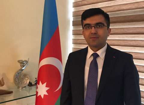 Dalaşanları ayırarkən öldürülən Azər vəkilin qardaşı imiş – FOTO