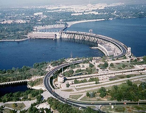 Rusiya Zaporojyeyə zərbə endirdi: ölənlər var