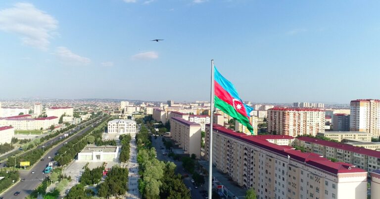 Mənzil bazarında bahalaşma: Bu ərazidə köhnə tikililərin qiyməti kəskin artdı – VİDEO