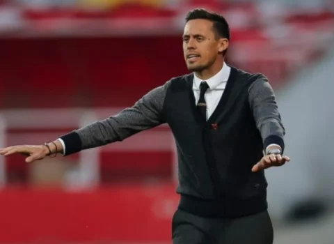 “Qarabağ”ın sabiq futbolçusu istefa verdi