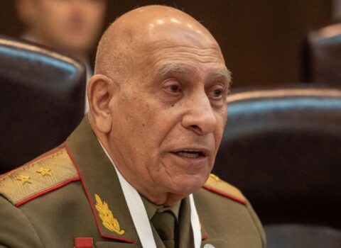 Erməni general Ermənistan pasportundan imtina etdiyinin SƏBƏBİNİ AÇIQLADI