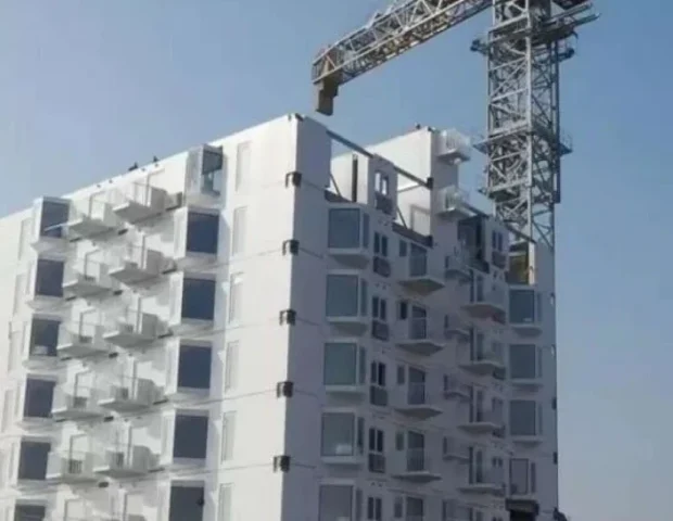 26 mərtəbəli bina cəmi 120 saata tikildi – VİDEO