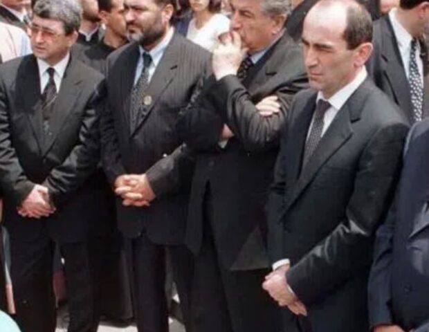 Robert Köçəryanın daha bir sirri açıldı – Öldürülən nazir onun haqqında bunları demişdi