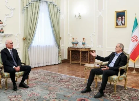 Şahin Mustafayev İran Prezidenti ilə görüşüb