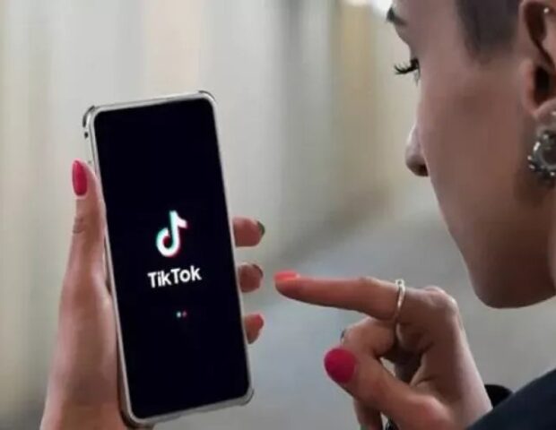 TikTok-da söyüş söyən yeniyetmə qız SAXLANILDI