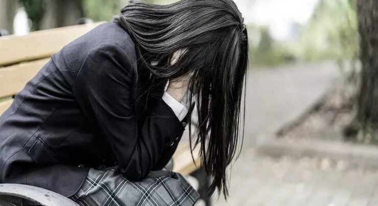 Bu ölkədə yeniyetmələrin intiharı rekord həddə çatdı