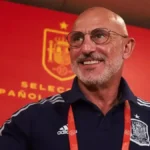 İspaniya çempion məşqçisi ilə bağlı qərarını verdi