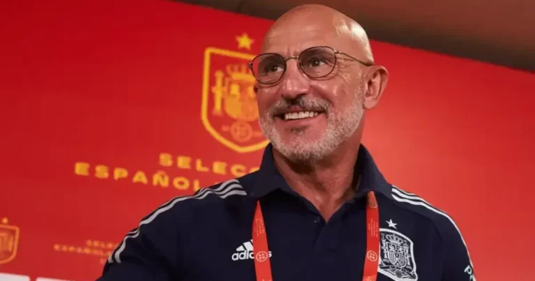 İspaniya çempion məşqçisi ilə bağlı qərarını verdi