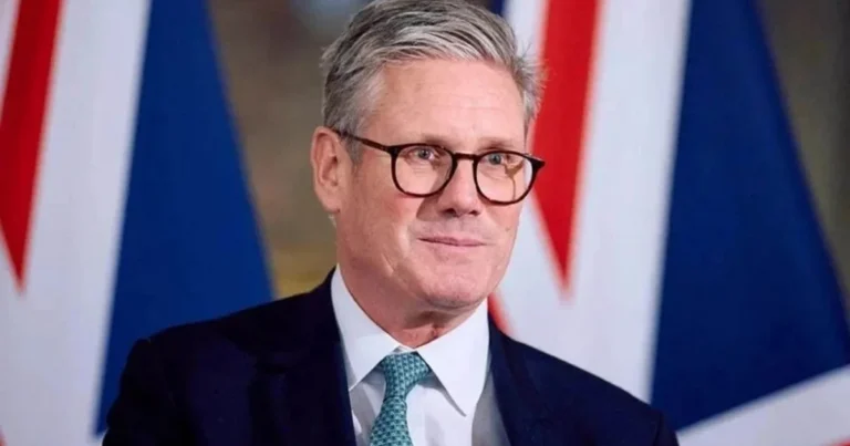 Kir Starmer deputatlıqdan imtina edir Kir Starmer deputatlıqdan imtina edir