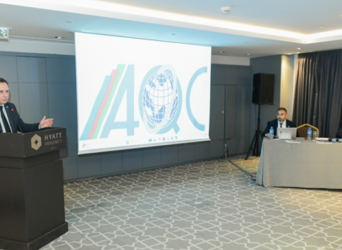 “Qiymətləndirmə” jurnalının ilk sayı təqdim edilib