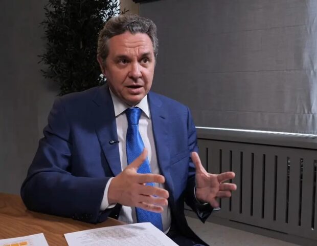 Mərkəzi Bankın sədrinin müşaviri: “Rusiya iqtisadiyyatı dəvəyə bənzəyir”