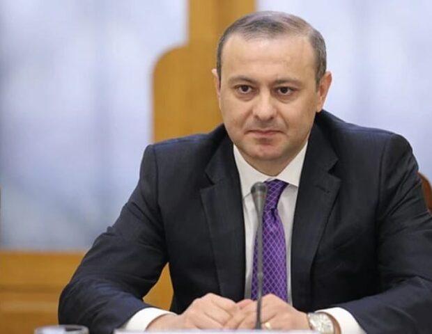 Paşinyanın işdən çıxartdığı məmura yeni vəzifə VERİLDİ