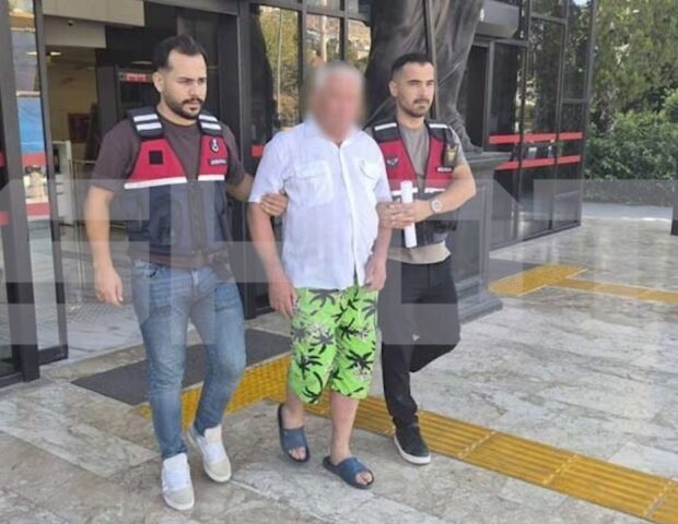 Türkiyədə istirahət edən rusiyalı pensioner həbs edildi: İLGİNC SƏBƏB — FOTO