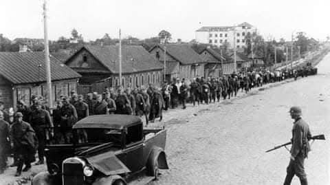 1941-ci ildə Qırmızı Ordu böyük fəlakətlə üz-üzə qaldı: Sensasion tarixi faktlar