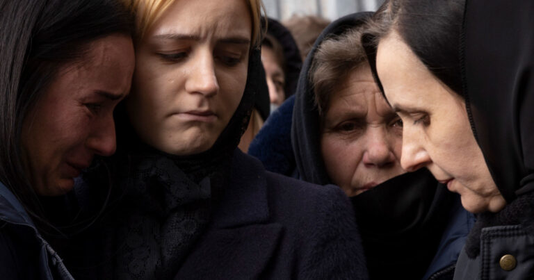 Dul qadınlarla bağlı YENİ TƏKLİF: Ərinin pensiyasını tam alacaq – Artıq bu ölkə qanunu qəbul etməyə hazırlaşır