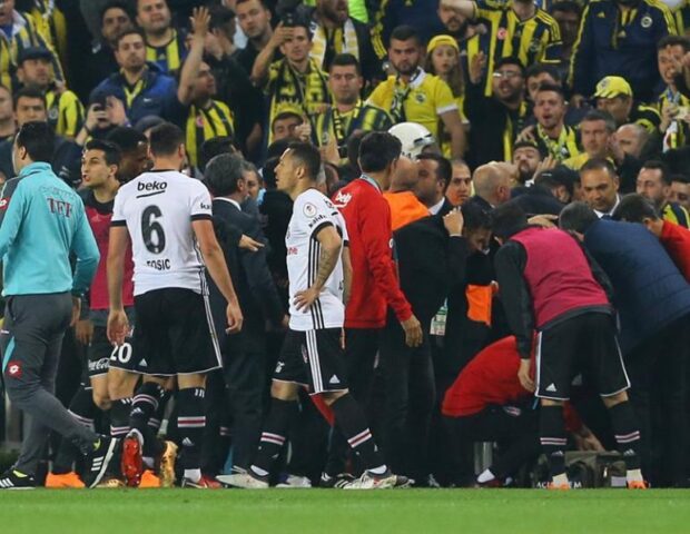 “Fənərbağça” uduzdu, azarkeşi ürəktutmadan öldü