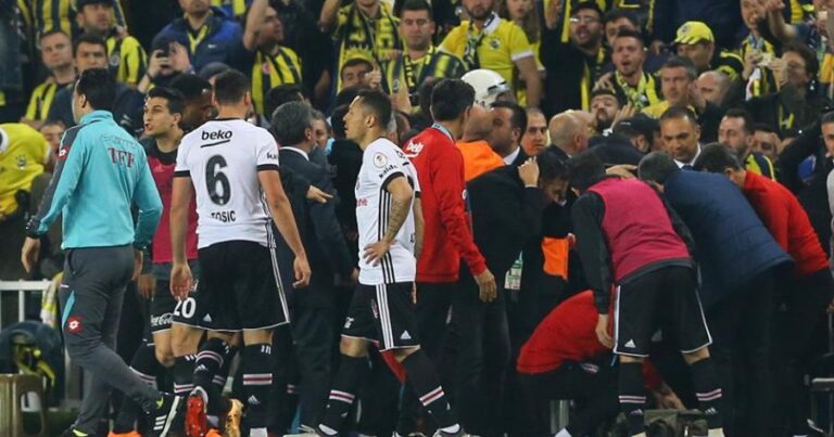 “Fənərbağça” uduzdu, azarkeşi ürəktutmadan öldü