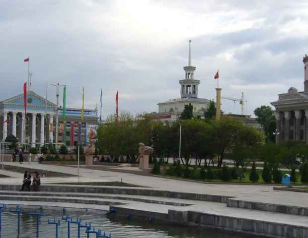 ŞƏT sammiti: 30-dan çox sənəd imzalandı