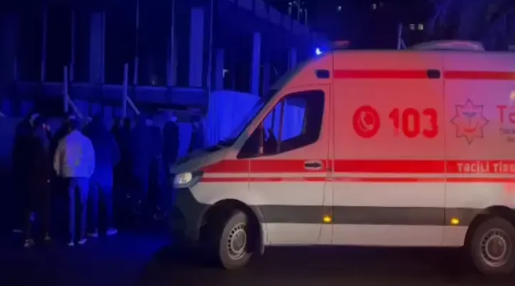 Bakıda qardaş və bacı bir-birini bıçaqladı