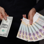 İran valyutası rekord həddə ucuzlaşdı