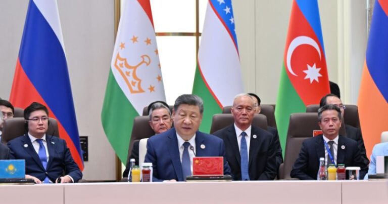 Çin Xalq Respublikasının Sədri: ŞƏT birgə inkişafın əsas platformalarından birinə çevrilib