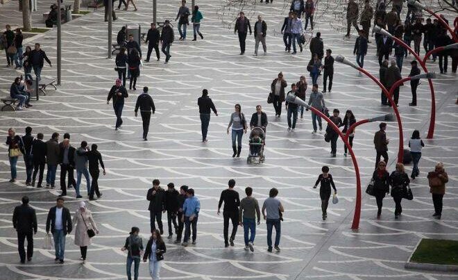 Bakının hansı rayonunda daha çox insan yaşayır?