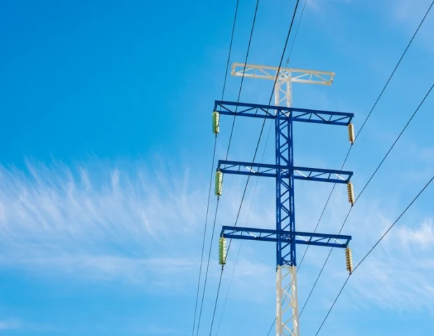 Biləsuvarda ildırım elektrik xəttini vurdu: rayonun bir hissəsi işıqsız qaldı