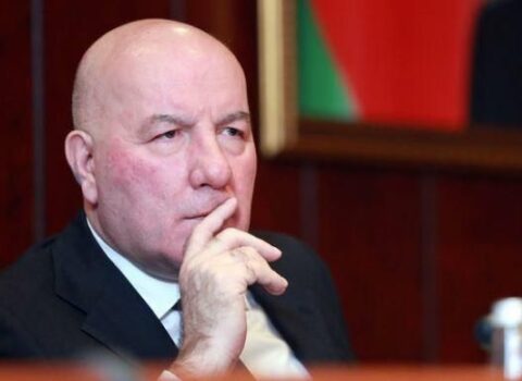 Elman Rüstəmov “Platin” şadlıq sarayını satdı