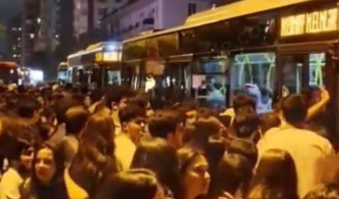 Minlərlə tələbə, uzun növbələr – “Elmlər Akademiyası”nda avtobusların sayı ARTIRILACAQ?