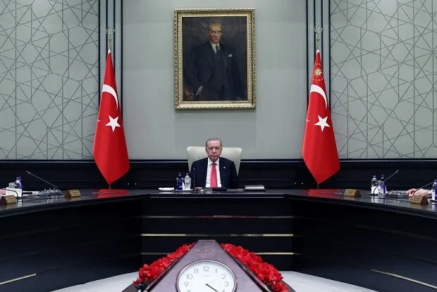 Ərdoğan NK-nı toplayır: Müharibə və Hörmüz…