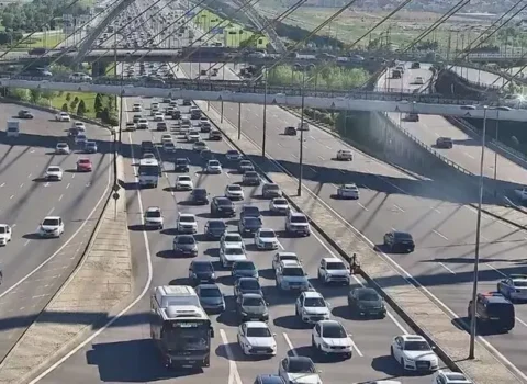 Bakıda 17 istiqamətdə sıxlıq var – SİYAHI