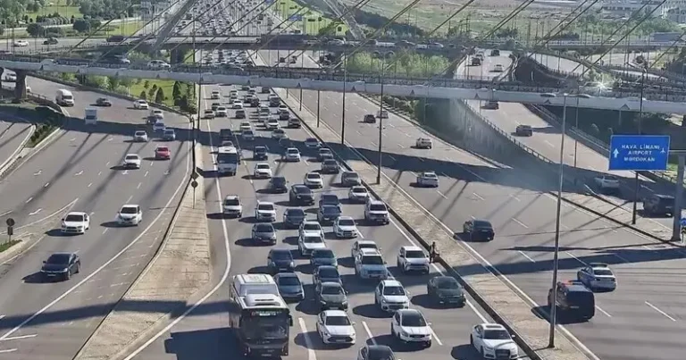 Bakıda 17 istiqamətdə sıxlıq var – SİYAHI