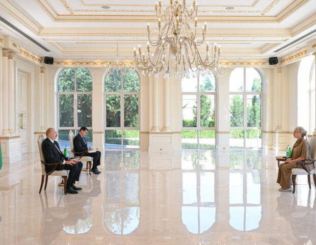 Prezident İlham Əliyev İsveçin Azərbaycanda yeni təyin olunmuş səfirini qəbul etdi – (Foto)