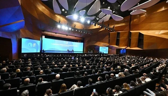 Forum başa çatdı: 10,8 milyard dollarlıq sənəd imzalandı 