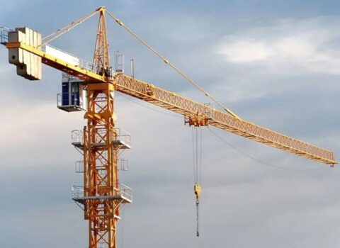 Küləkli havada kranlarla görülən işlərin dayandırılması və fasilə verilməsi yeni qaydada tənzimlənəcək