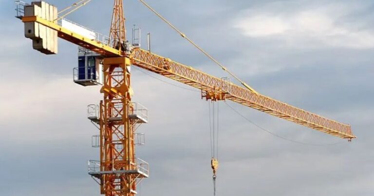 Küləkli havada kranlarla görülən işlərin dayandırılması və fasilə verilməsi yeni qaydada tənzimlənəcək