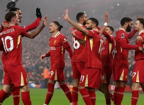 “Liverpul” 18 yaşlı hücumçu aldı