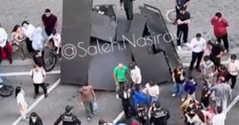 Bakıda faciə: monitor qadının üstünə aşdı – VİDEO