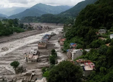 Nepalda dağılmış SES tunelində 3 nəfər sağ tapıldı