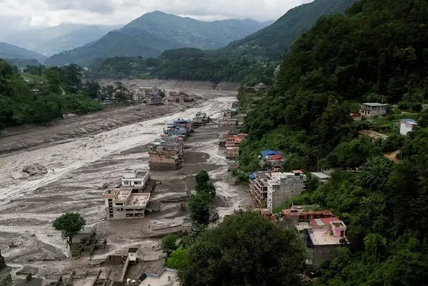 Nepalda dağılmış SES tunelində 3 nəfər sağ tapıldı